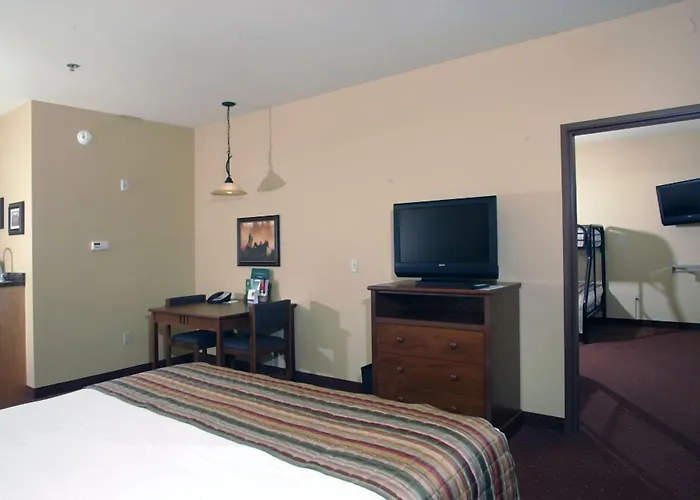 Lodge Arbuckle Gillette