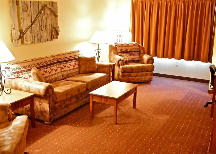 Lodge Arbuckle *
